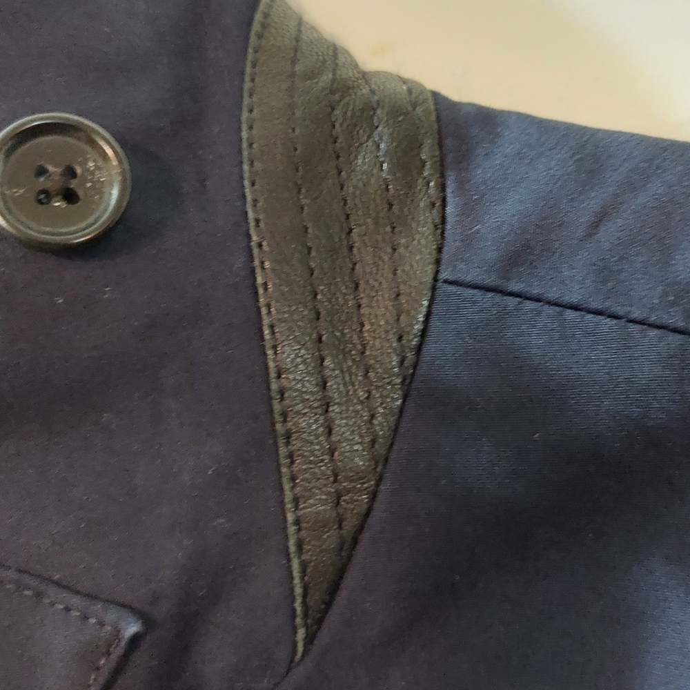 Vince Navy Zip-Front Lightweight Jacket - Picture 6 of 14